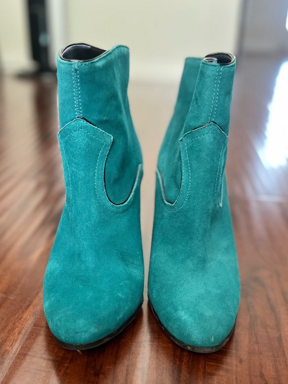 Turquoise Faux Suede Women’s Ankle Boots - Stylish Western-Inspired Heel - Picture 5 of 11